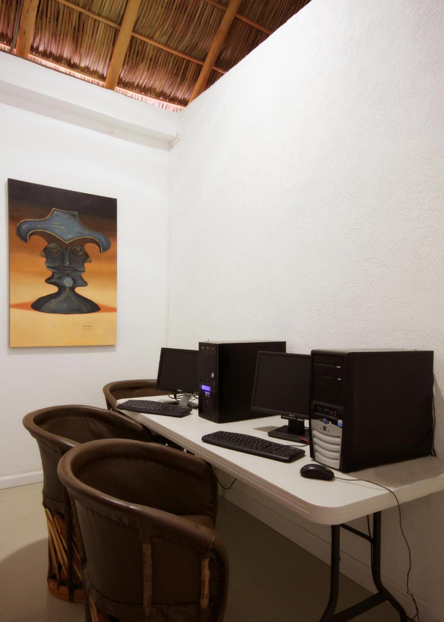Zar Colima Hotel Buitenkant foto