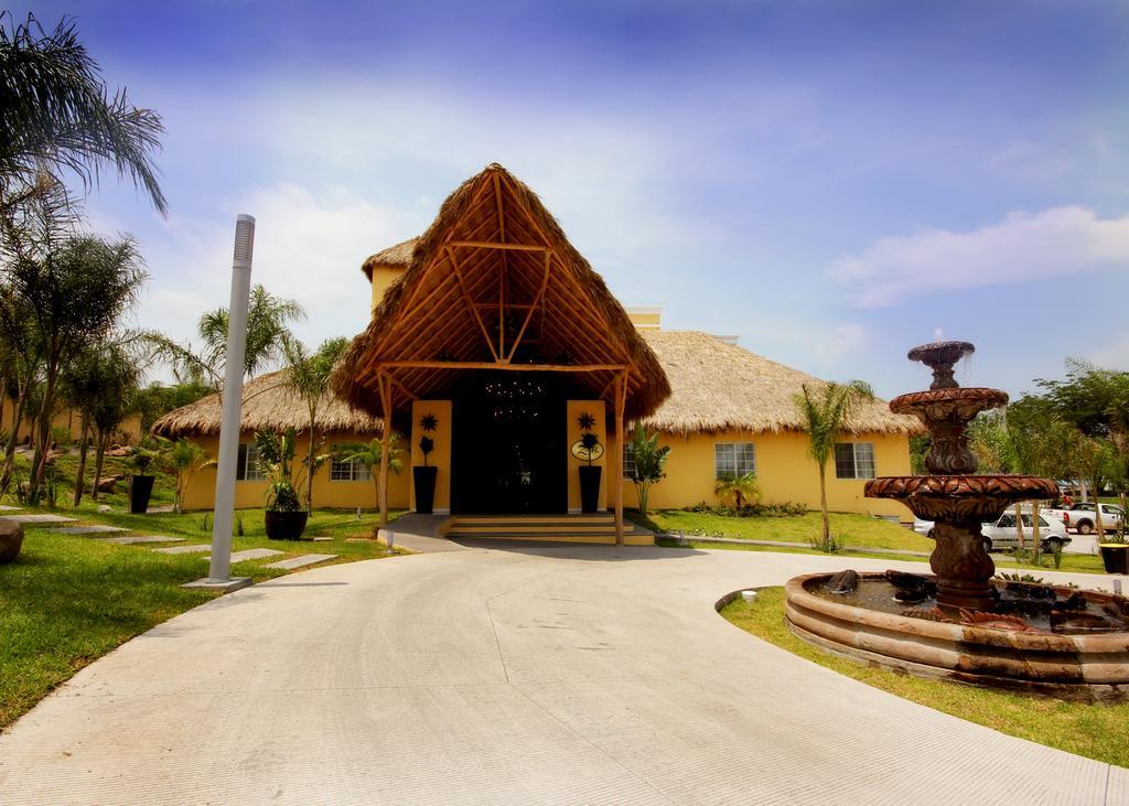 Zar Colima Hotel Buitenkant foto
