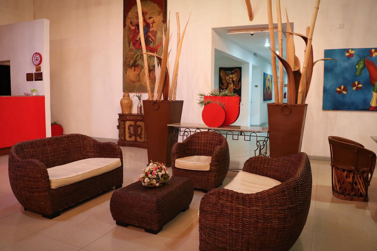 Zar Colima Hotel Buitenkant foto