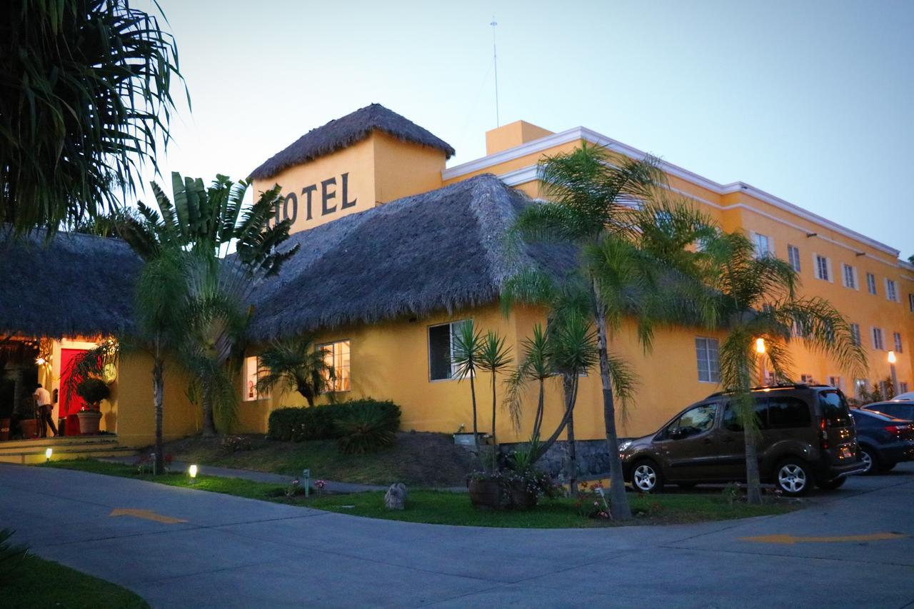 Zar Colima Hotel Buitenkant foto