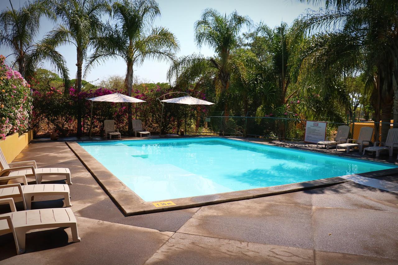 Zar Colima Hotel Buitenkant foto