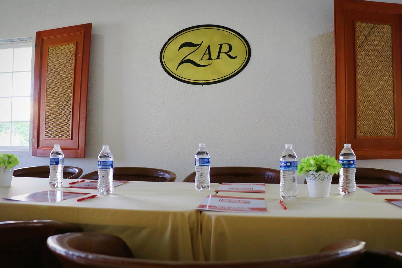 Zar Colima Hotel Buitenkant foto