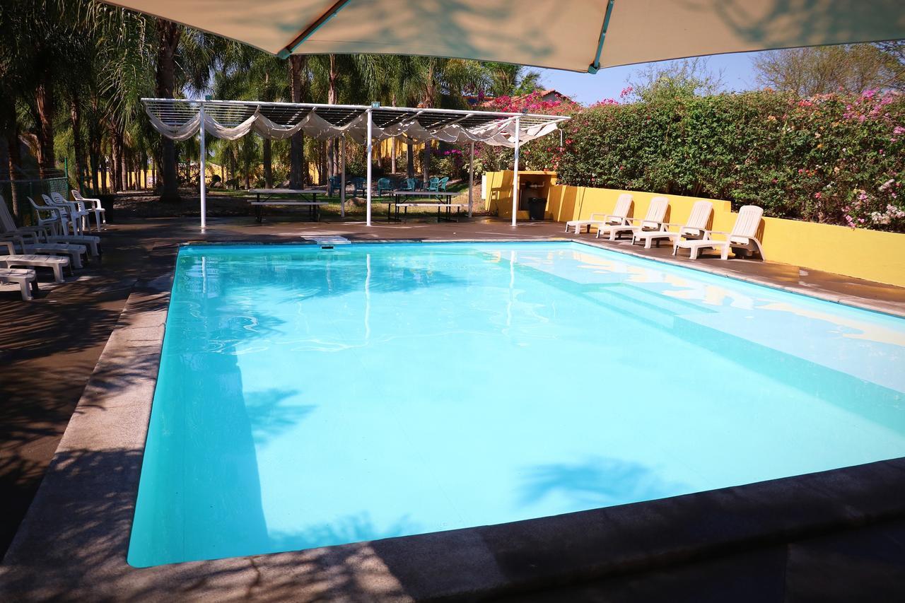 Zar Colima Hotel Buitenkant foto